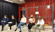 Przystanek. Spektakl - Metropolitalna Noc Teatrów