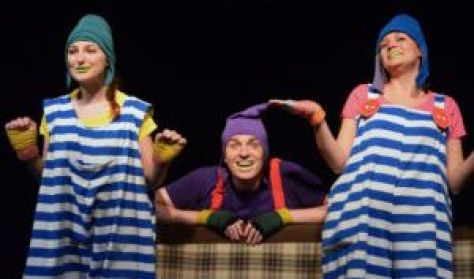 Różowy kapturek - TEATR ŻELAZNY. Scena Młodego Widza Różowy kapturek - TEATR ŻELAZNY. Scena Młodego Widza