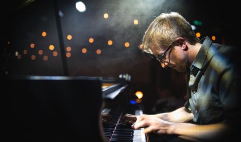 Michał Ciesielski – koncert kompozytora, aranżera i pianisty jazzowego